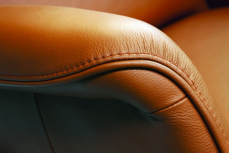 Wollsdorf premium leather for furniture and interior